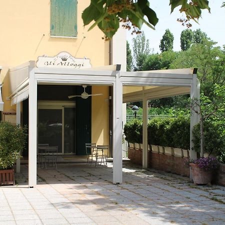 Gli Alloggi De Il Piccolo Borgo Castel Maggiore Eksteriør billede